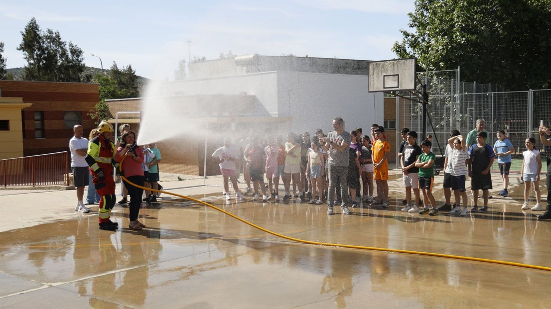Simulacro de incendio en el César Hurtado