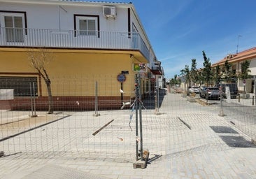 Unión de la calle Reyes Católicos con la calle Bonal