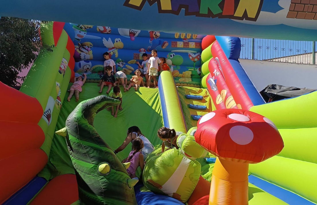 Fiestas en el Campamento de Verano 'La Tribu'