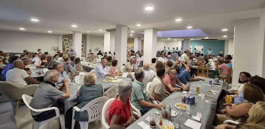 Cena de Convivencia en la Semana del Mayor