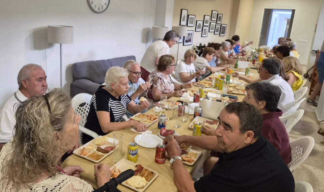 Cena de Convivencia en la Semana del Mayor