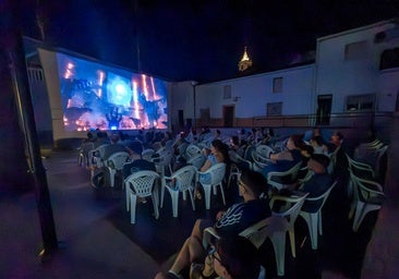 Primera sesión de cine de verano