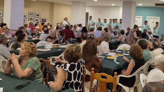 Durante la actuación de Los Escusaos
