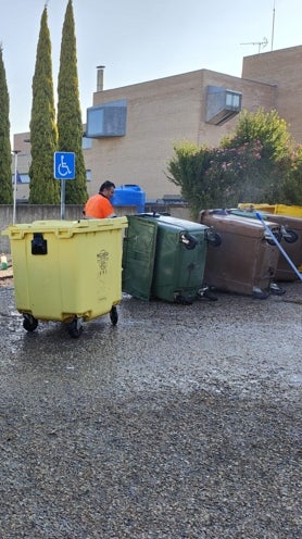 Imagen secundaria 2 - Durante la limpieza