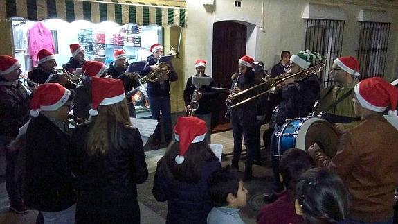 Pasacalles navideño de la Banda de Música