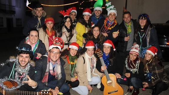 Grupo de amigos pioneros en celebrar esta actividad
