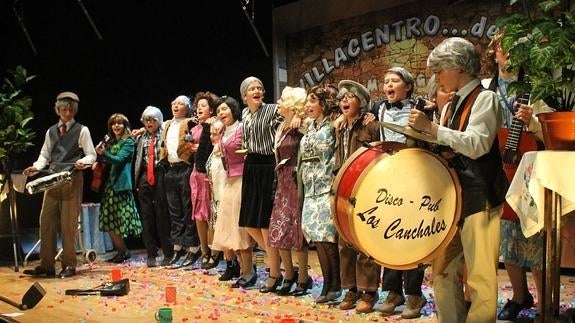 Actuación de Los Nuevitos Flamas