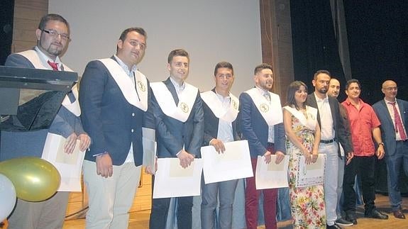 El IES "Campos de San Roque" celebras las graduaciones