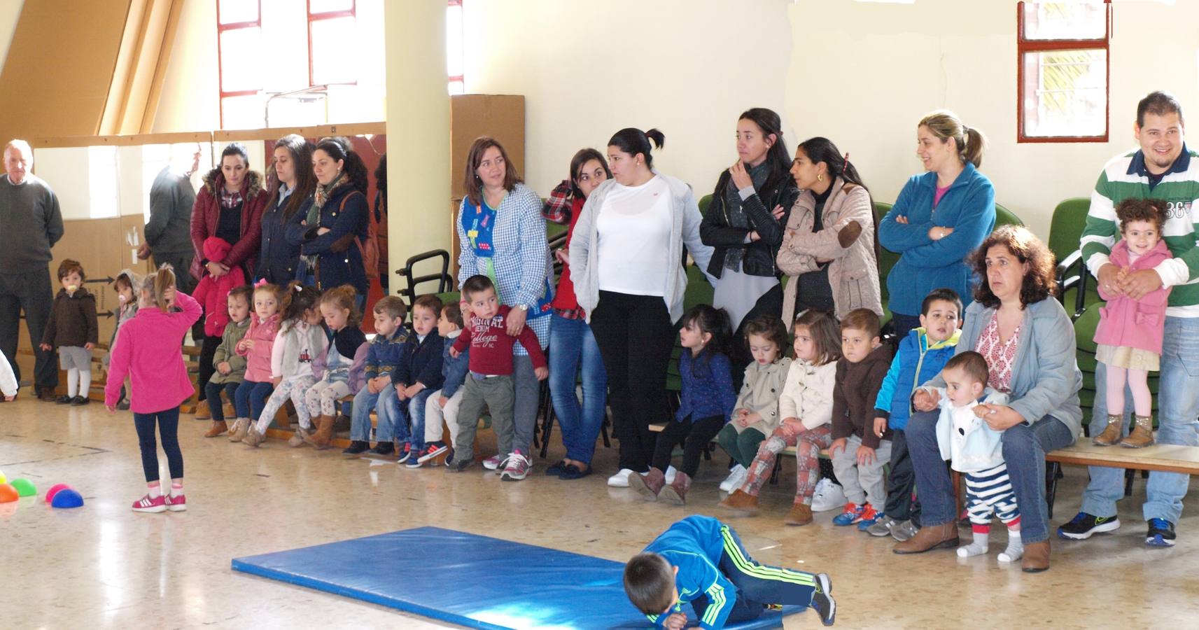 Visita al gimnasio en la Jornada de Puertas Abiertas