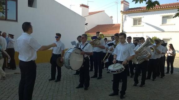 Pasacalle realizado por la Asociación Cultural Banda de Música