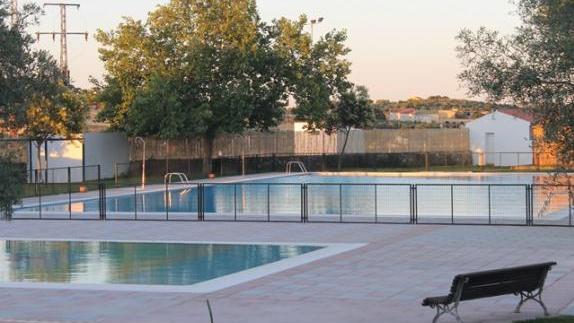 Piscina Municipal de Valverde de Leganés