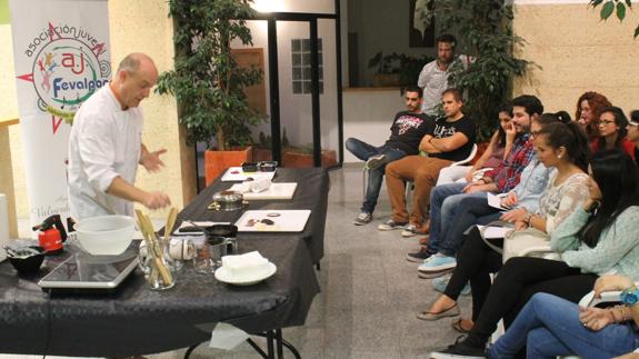 Uno de los muchos talleres realizados en la Casa de la Cultura