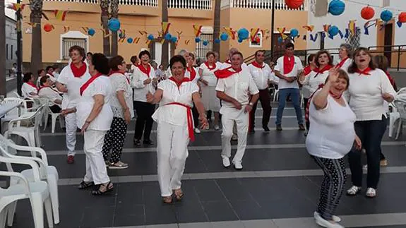 Baile en la fiesta de San Fermín