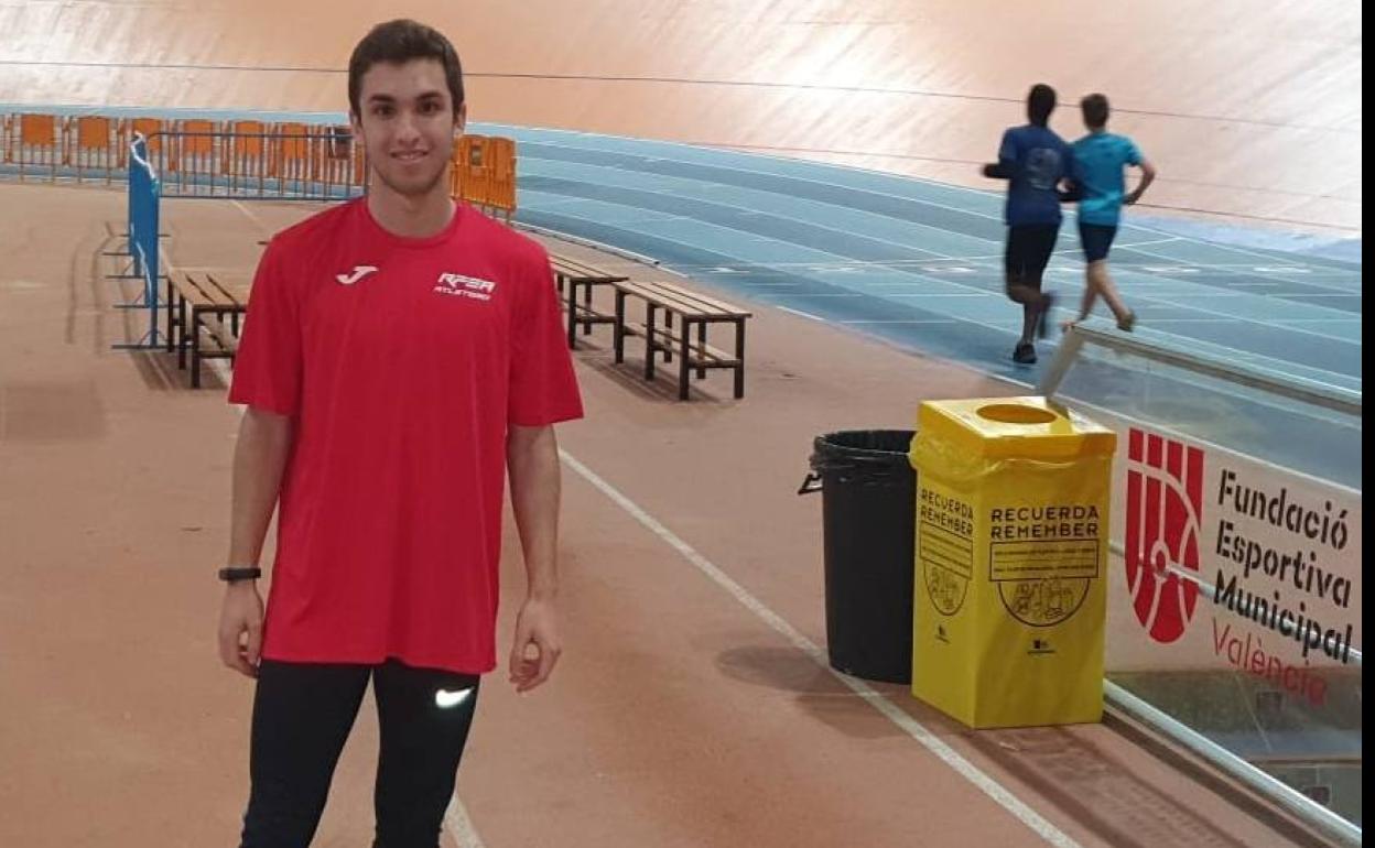 El atleta del CAPEX, Hernán Cortés, convocado por la Selección Española de atletismo