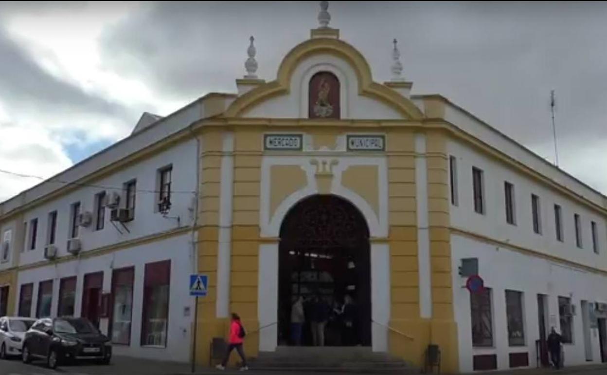 Puerta principal del Mercado Municipal 