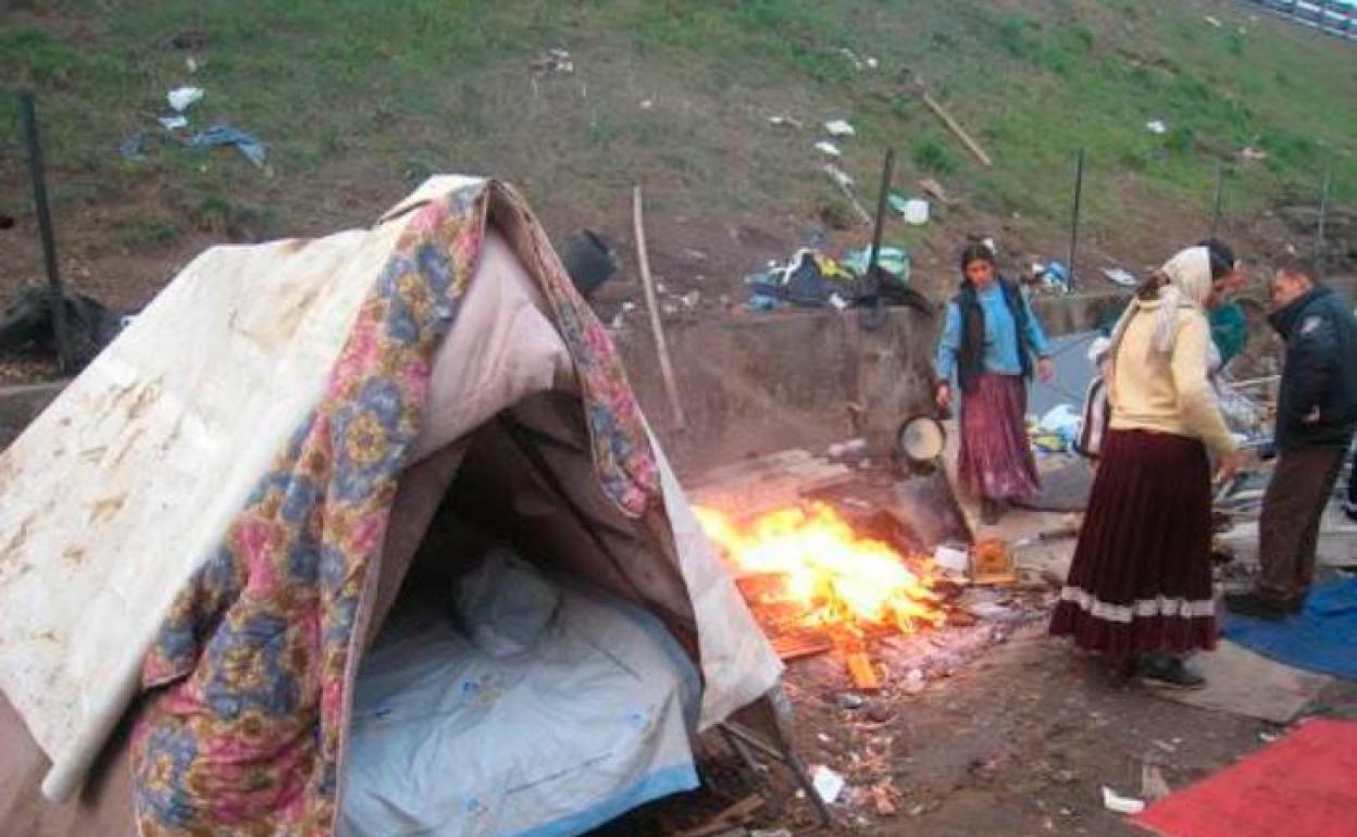 El Consistorio elabora una guía de normas de comportamiento para la integración de los pueblos nómadas
