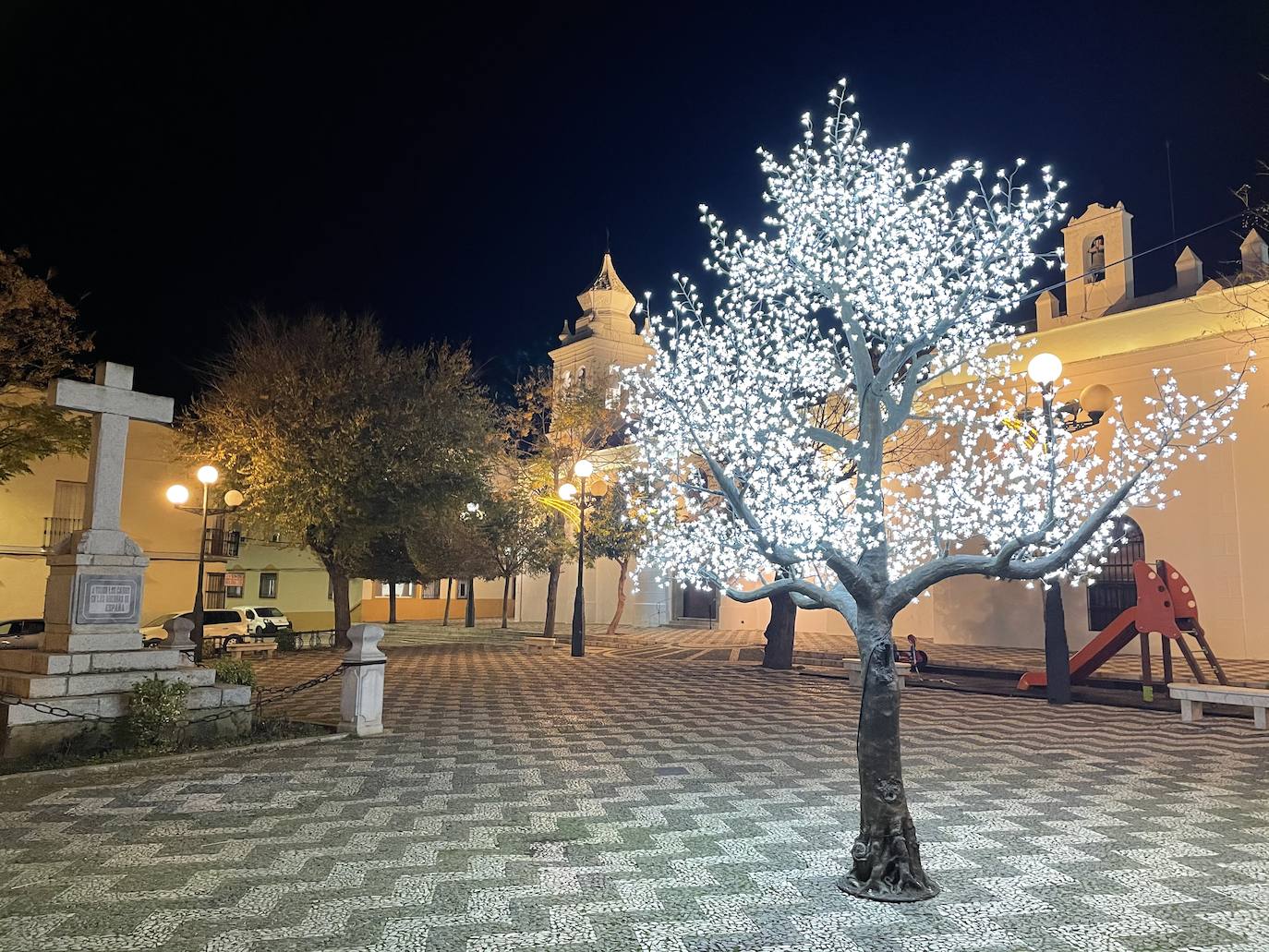 Fotos: La iluminación navideña inunda Villafranca