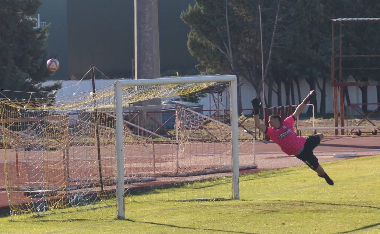 La SP Villafranca se encarama a la tercera posición tras vencer 2-0 al Plasencia
