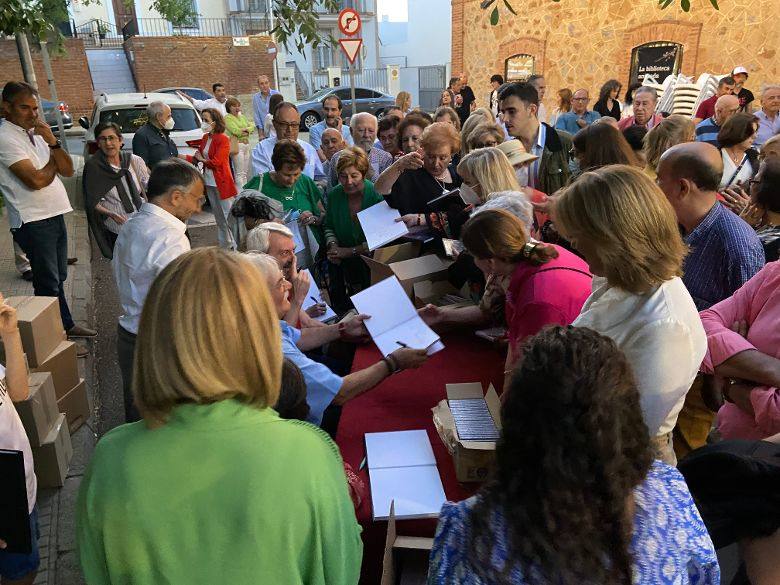 Fotos: Éxito de público en la Feria del Libro 2022