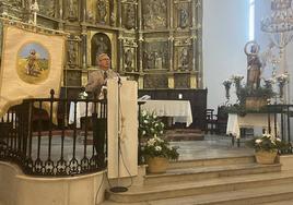 Ramón Manzano realiza el pregón a San Isidro en la Parroquia del Valle.