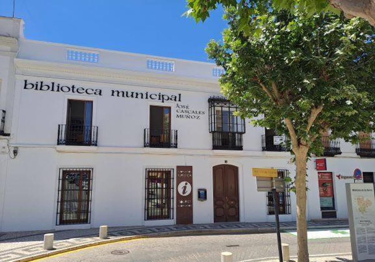 Fachada de la nueva biblioteca de Villafranca.