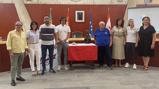 Pepe Salas y la ciudad de Almendralejo serán homenajeados en la Fiesta de la Vendimia