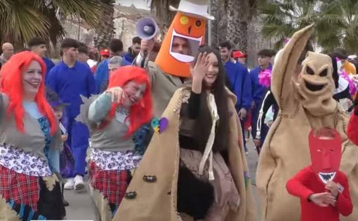 Desfile de carnaval en Villafranca 