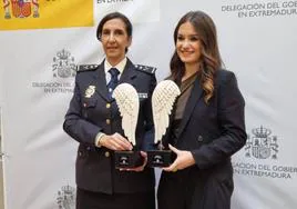 Elsa Tortonda Ropero junto a María Elisa Fariñas Abella.