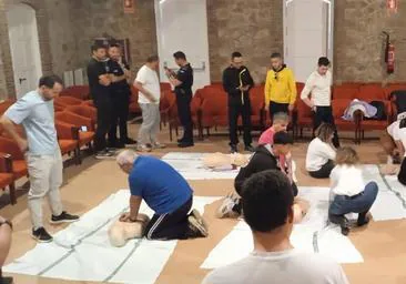 35 policías de la comarca realizan en Villafranca un curso de primeros auxilios