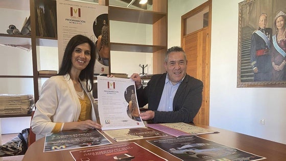 Música clásica, paseos en vehículo antiguo, cata con maridaje, radio en directo y tintín como colofón, para celebrar el Día de los Museos
