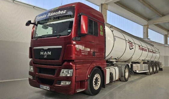 El Ayuntamiento pone a disposición de la ciudadanía un camión cisterna con agua potable en horario de mañana y tarde