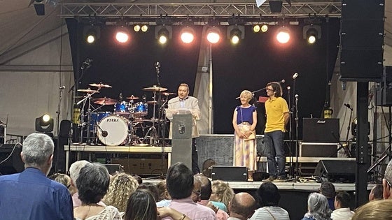 Manuel Solís pregona las Fiestas de San Antonio 2024