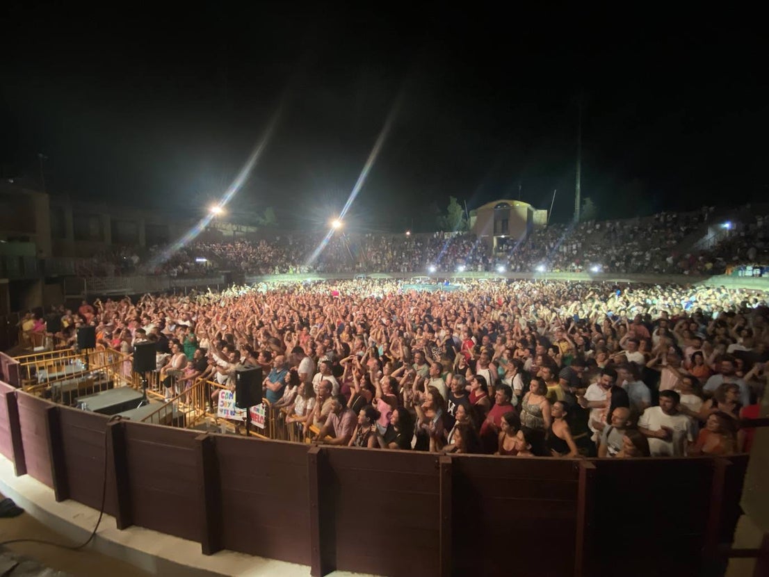 Camela arrasa en Villafranca
