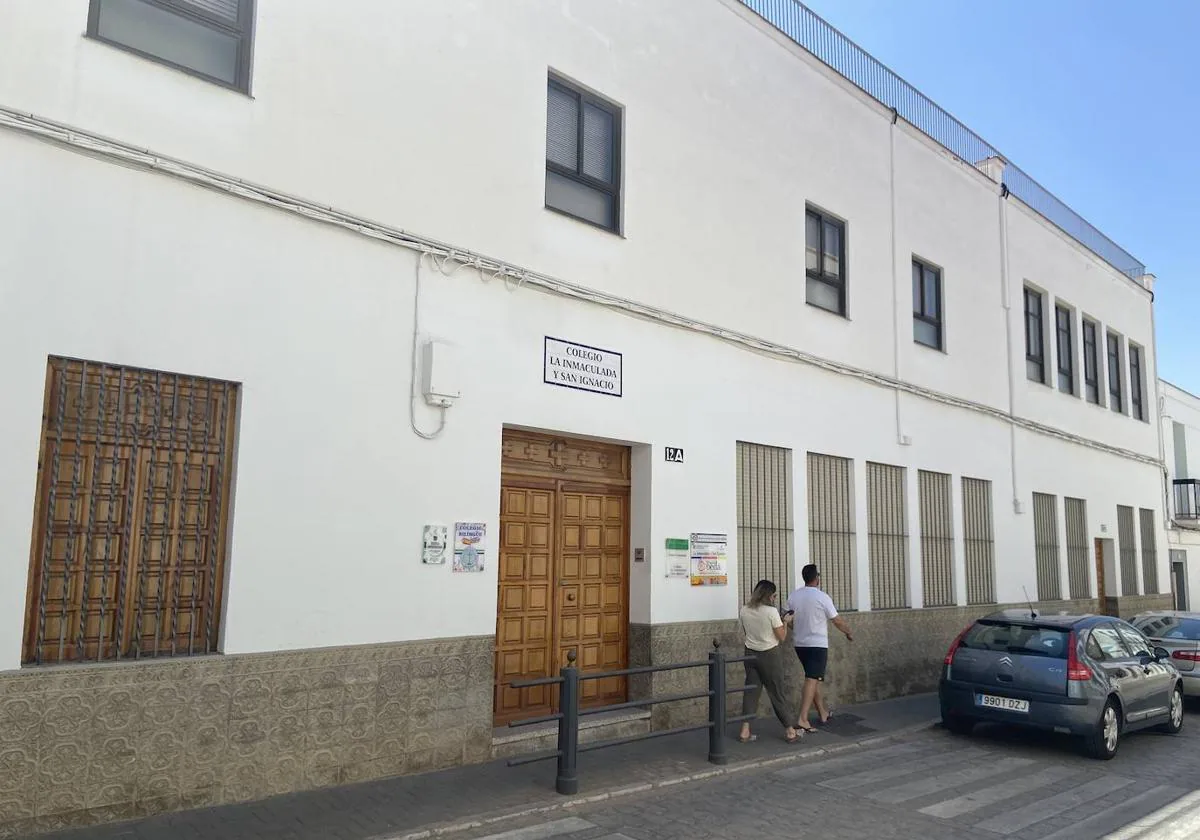 Fachada colegio La Inmaculada y San Ignacio.