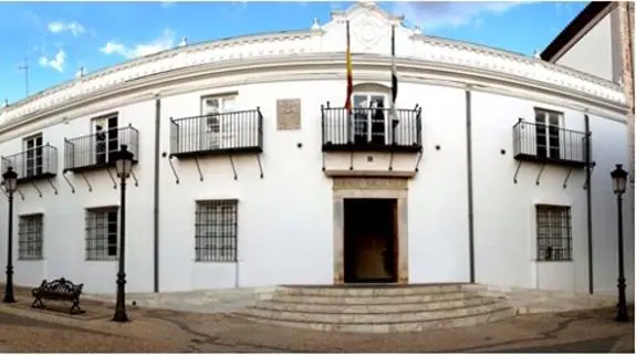 Fachada del Ayuntamiento de Villafranca.