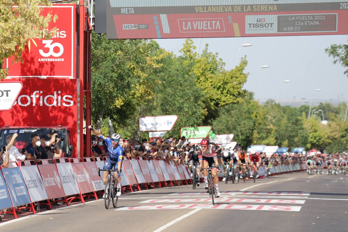 Christian Eiking, ganador de la etapa en Villanueva de la Serena. 