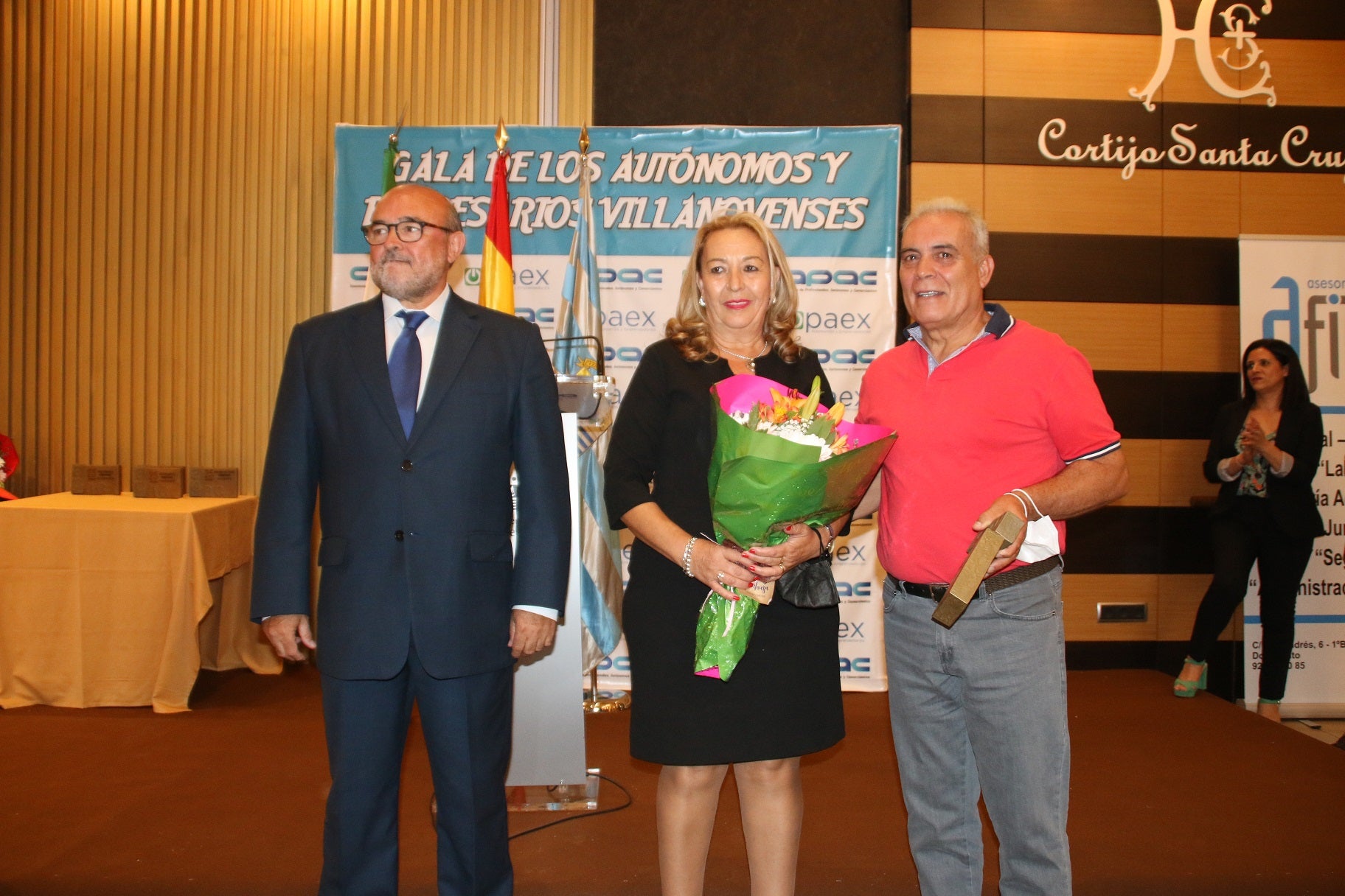 La Gala del Autónomo y Empresa Villanovense reconoció el esfuerzo del último año. 