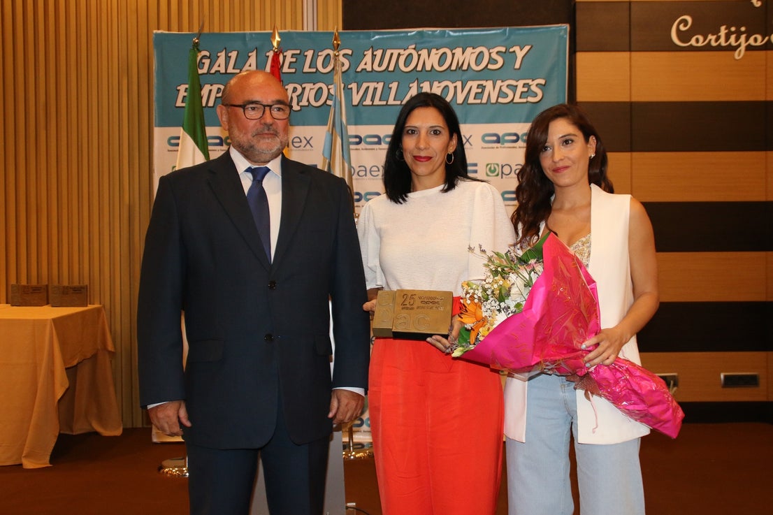 La Gala del Autónomo y Empresa Villanovense reconoció el esfuerzo del último año. 