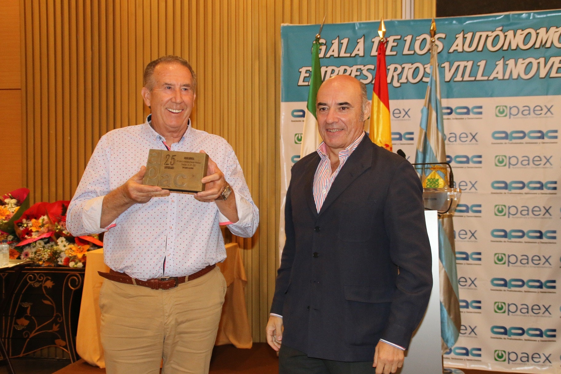 La Gala del Autónomo y Empresa Villanovense reconoció el esfuerzo del último año. 