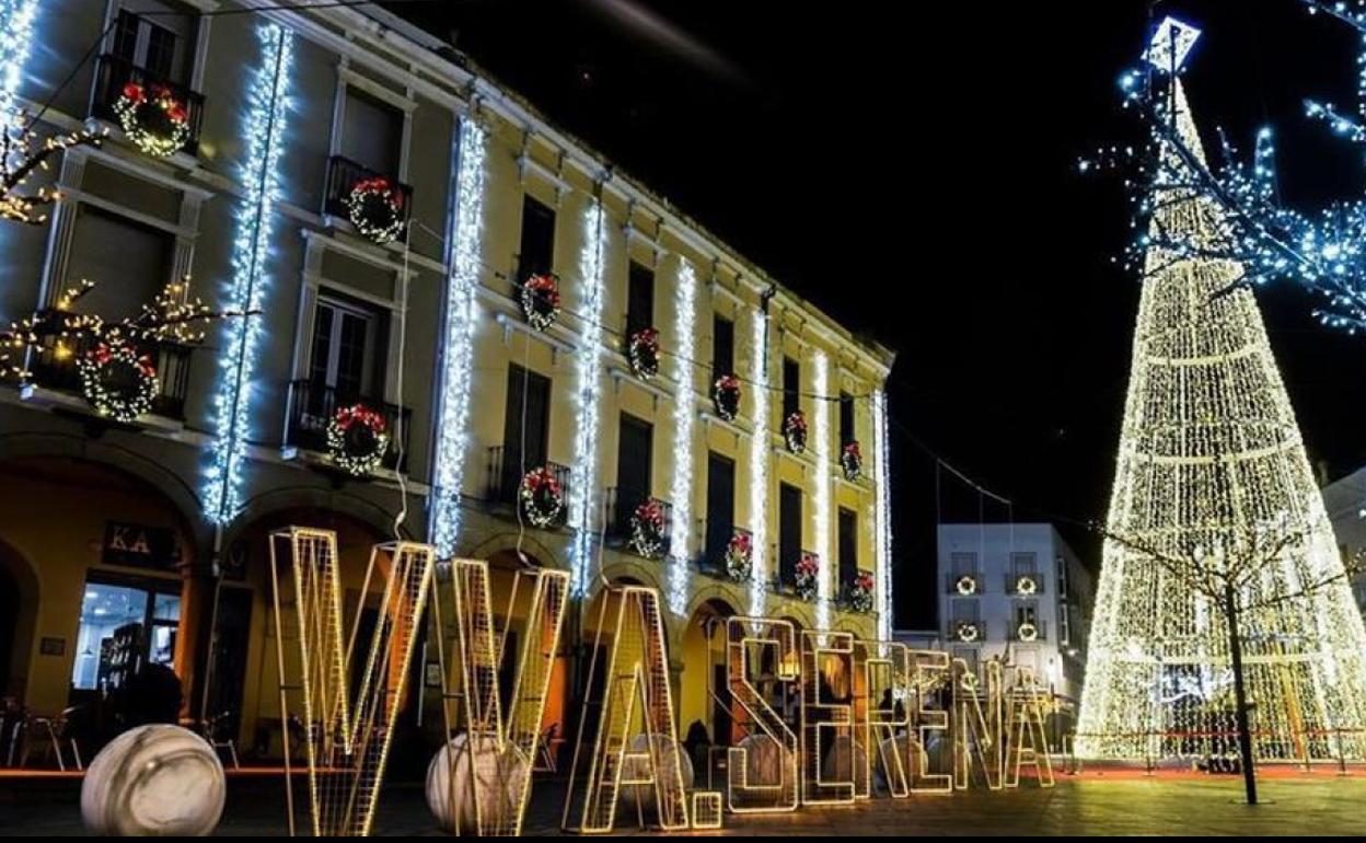 Estampa navideña en la plaza de España de Villanueva de la Serena. 