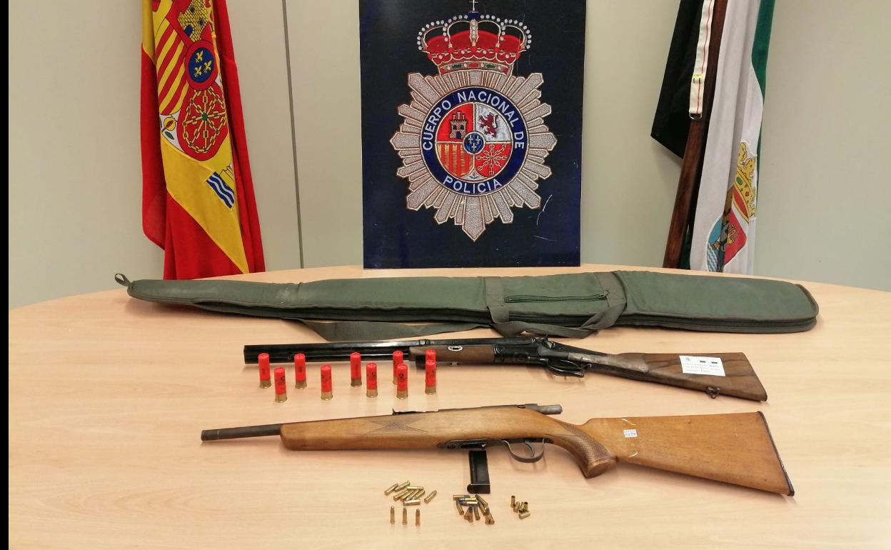 Armas intervenidas por la Policía Nacional. 