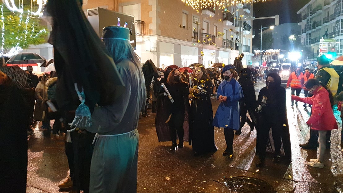 Los Reyes Magos y las carrozas de la cabalgata trajeron la ilusión. 