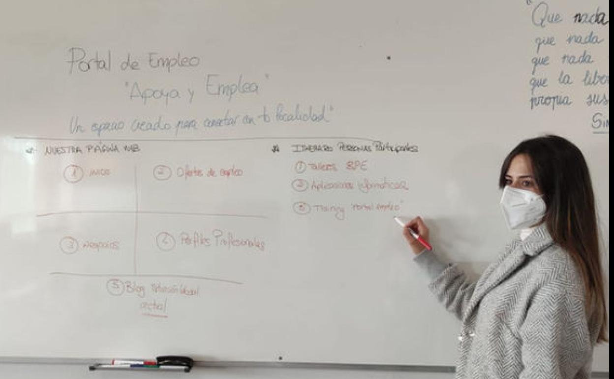 El portal 'Apoya y Emplea' de Apoyat cuenta con quince ofertas de empleo