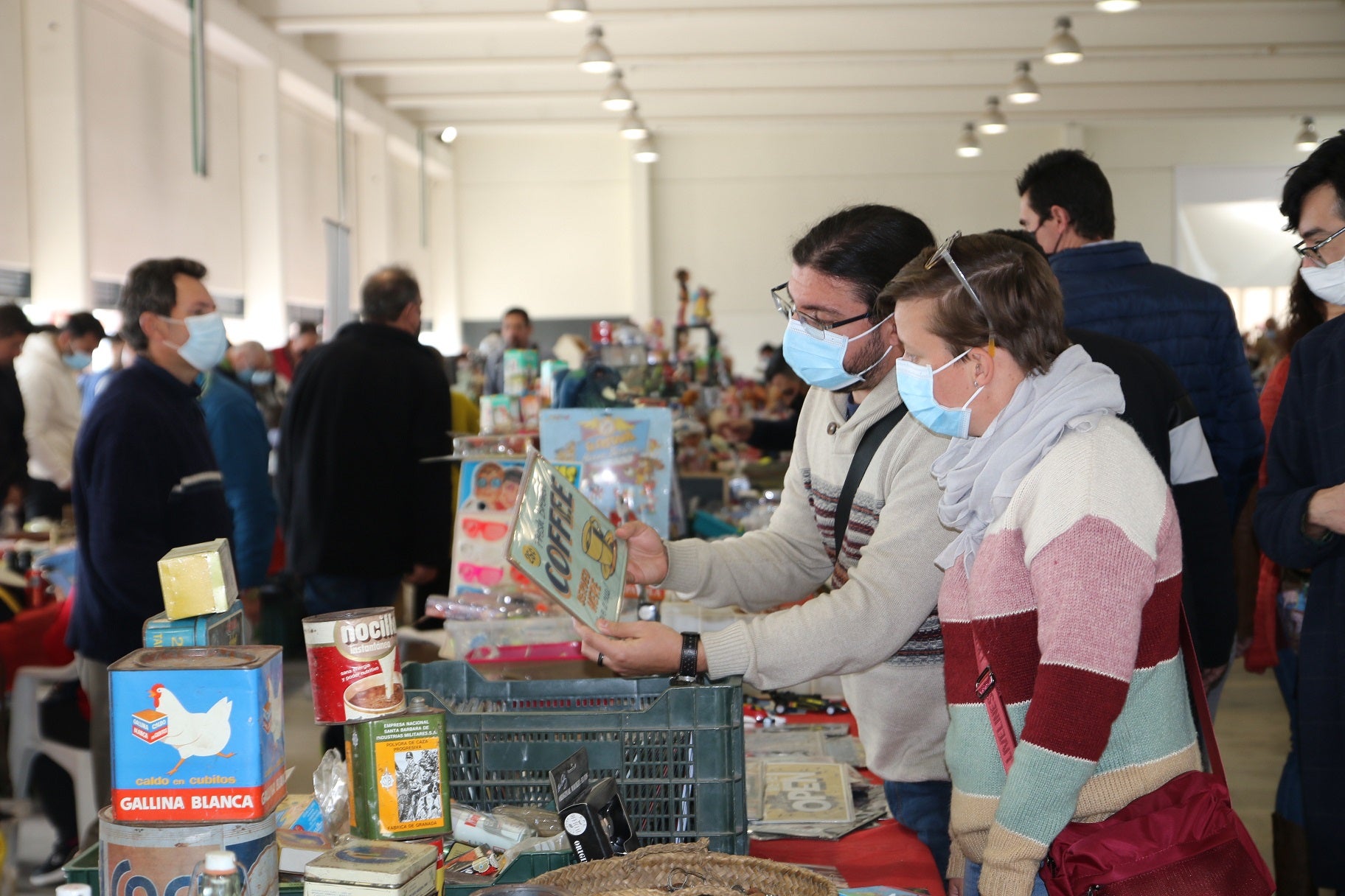 Visitantes en la XI Feria Internacional del Coleccionismo. 