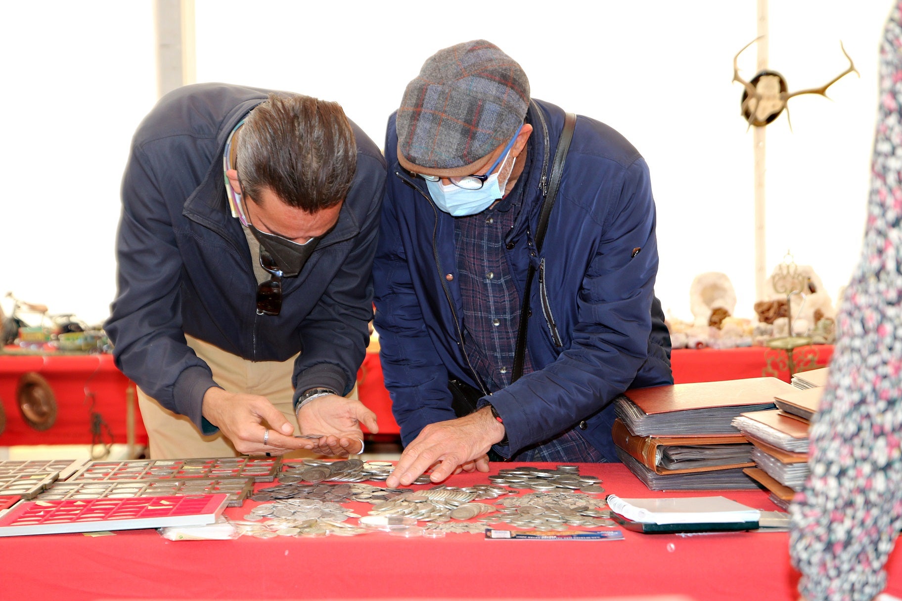 Visitantes en la XI Feria Internacional del Coleccionismo. 