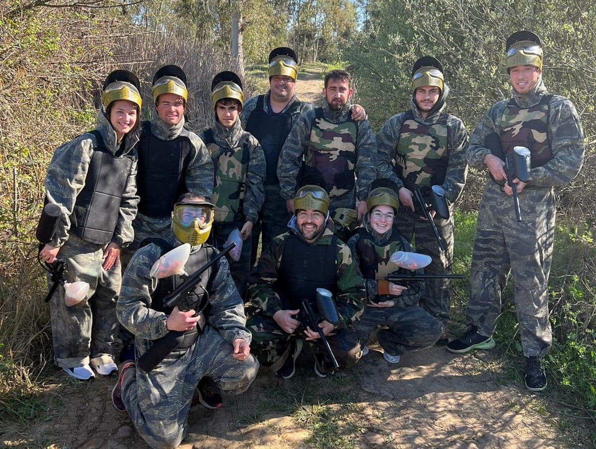La zona del Zújar a su paso por Entrerríos acogió una competición de Paintball