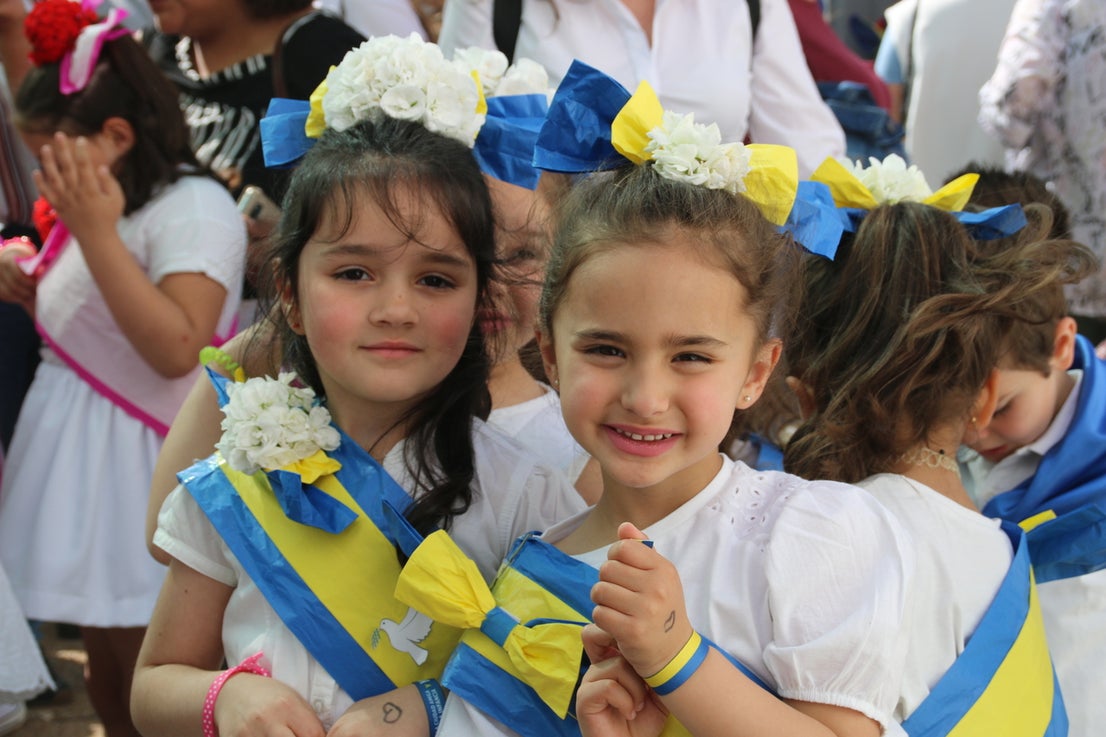 El barrio Cruz del Río acogió el Festival de Cruces y Mayas con éxito de participación. 