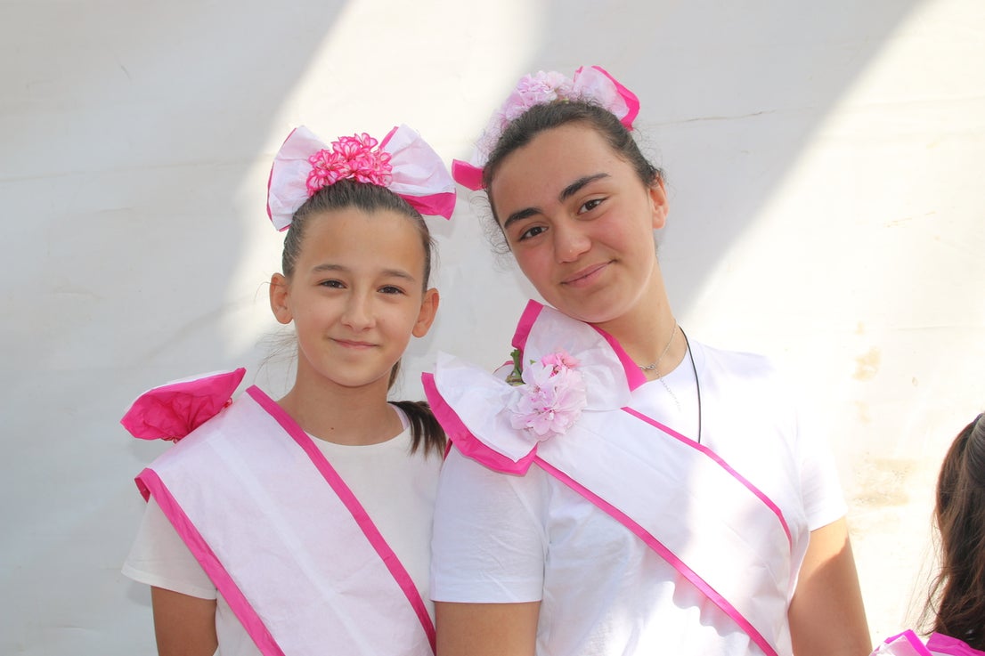 El Barrio Cruz del Río acogió el Festival de Mayas y Cruces con éxito de participación. 