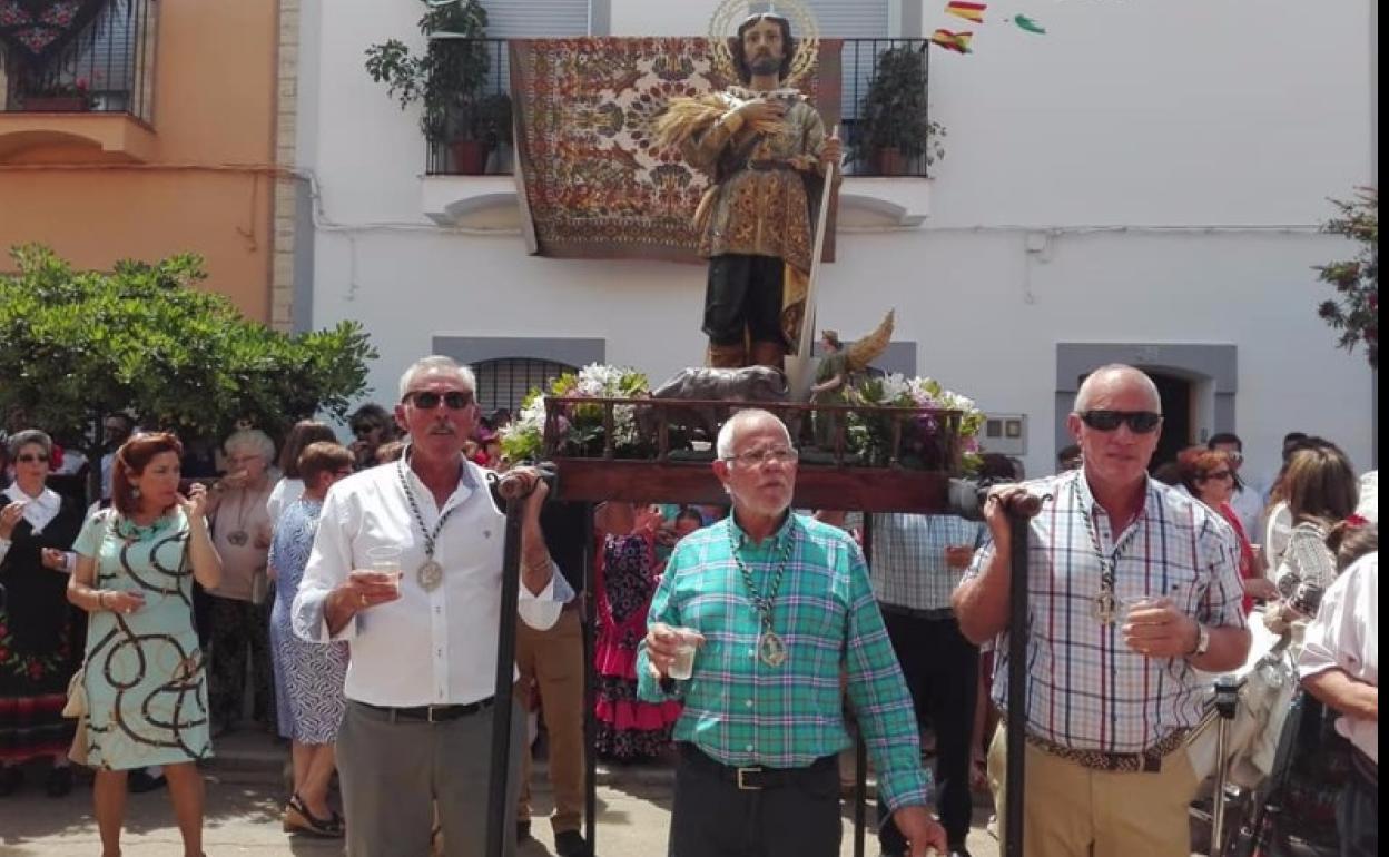 Procesión con San Isidro en Valdivia. 