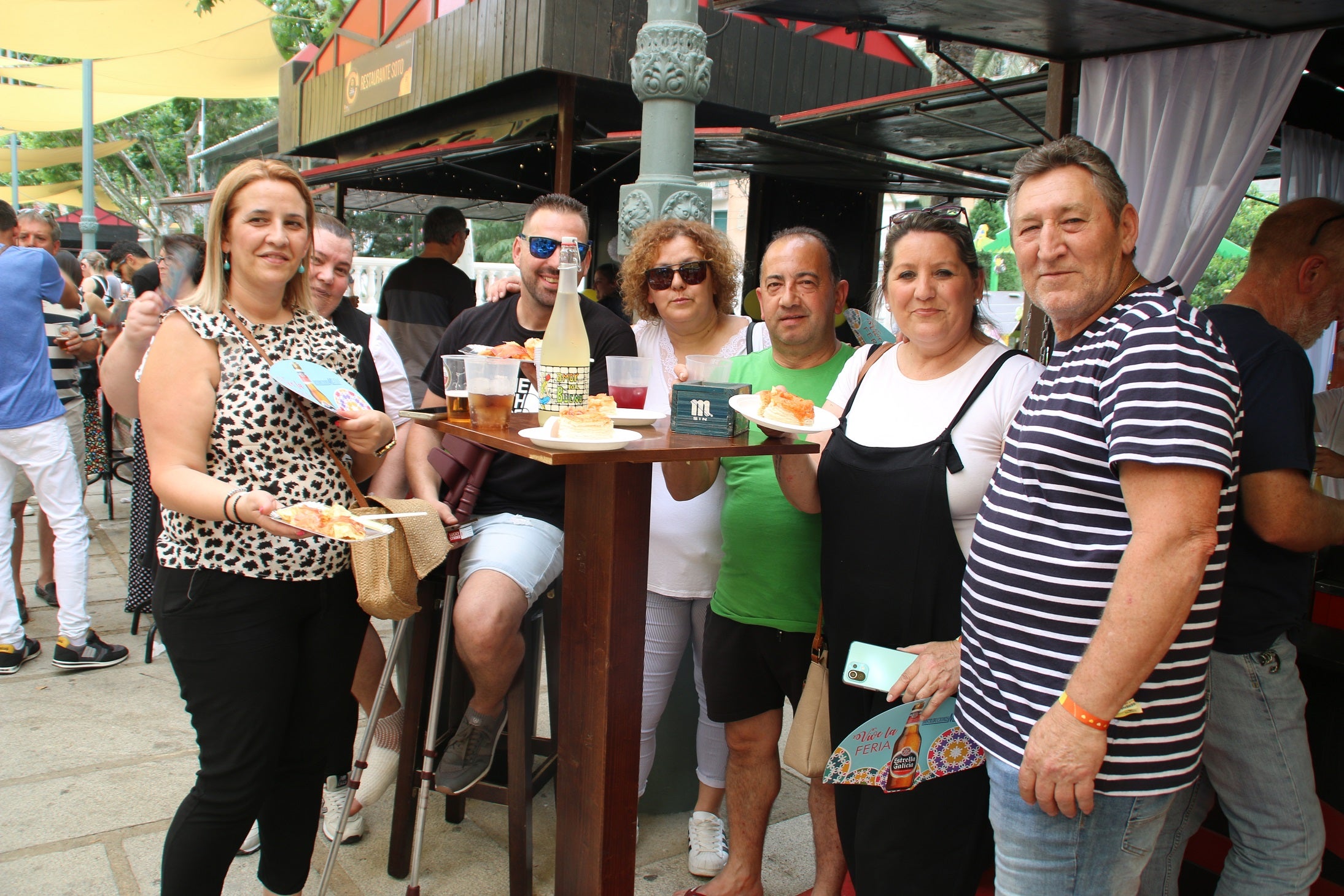 La Feria de la Tortilla atrajo a mayores y pequeños para degustar este manjar. 